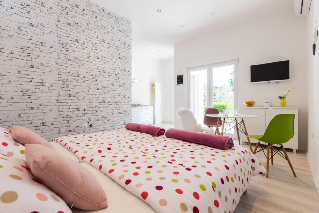 Candy Ap.-Near Center,Bus,Beach+Free Parking Place Задар Экстерьер фото